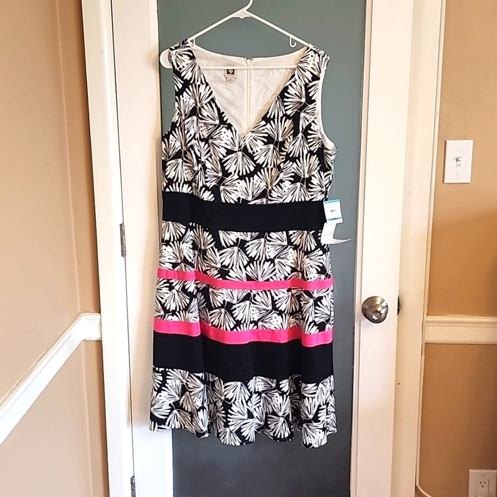 New Anne Klein floral dress size 16